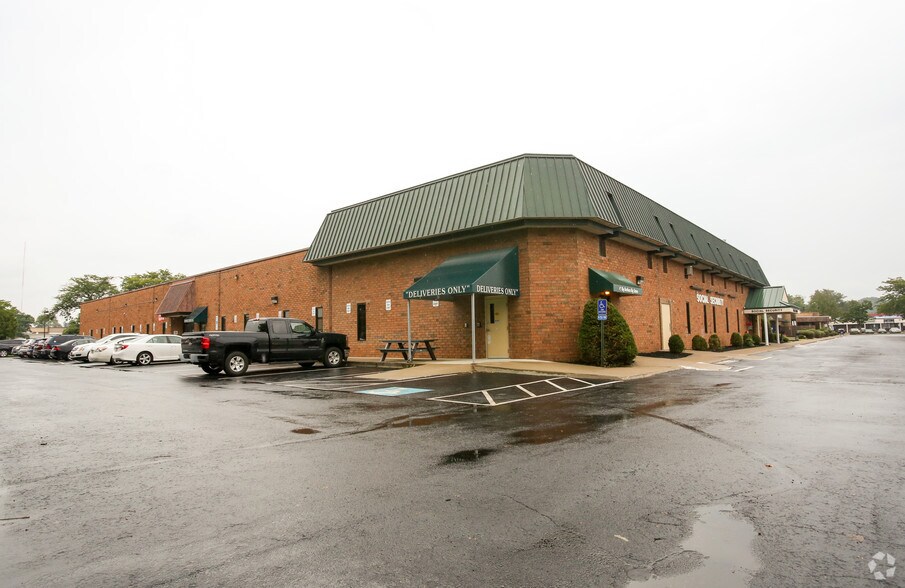 Primary Photo Of 1260 Monroe St NW, New Philadelphia Medical For Lease