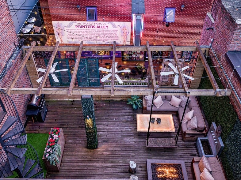 More Photos Of 213 Printers Aly, Nashville General Retail For Sale