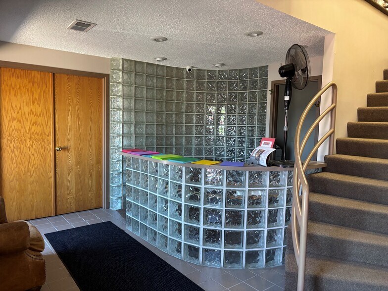 More Photos Of 9650 NE 152nd Ave, Forest Lake Light Distribution For Lease