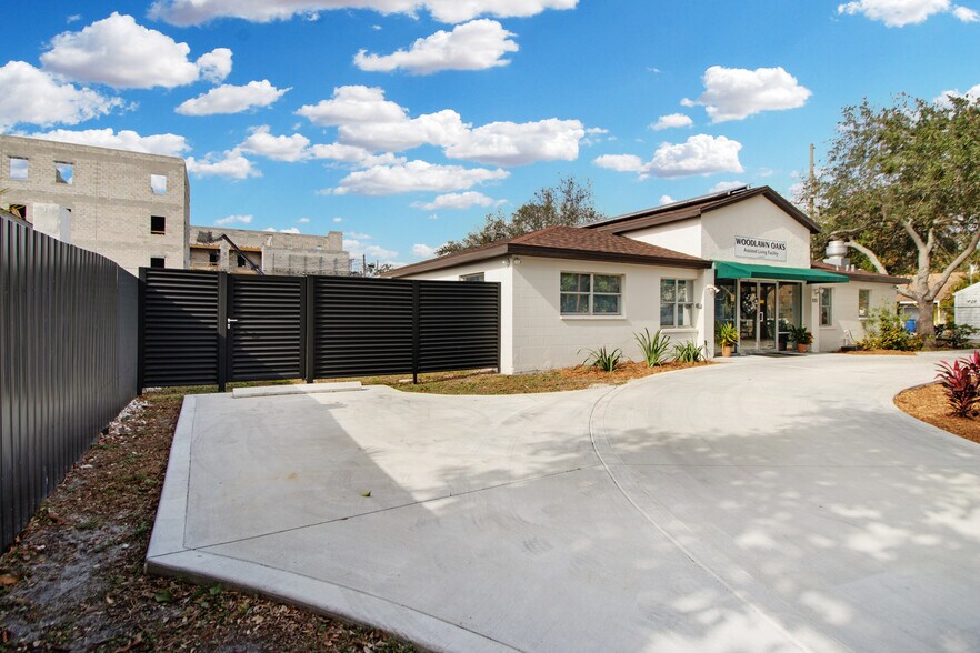 More Photos Of 820 15th St N, Saint Petersburg Assisted Living For Sale