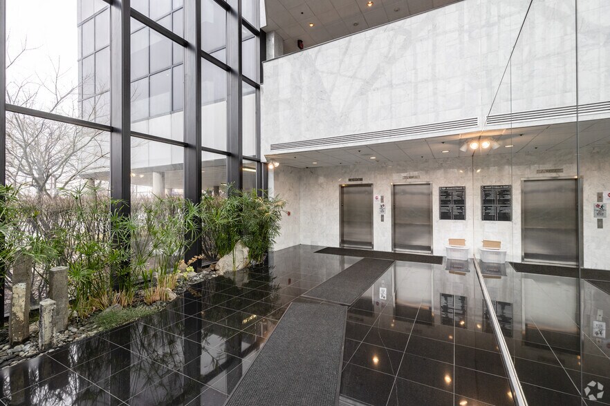 More Photos Of 500 State Rt 17, Hasbrouck Heights Office For Lease