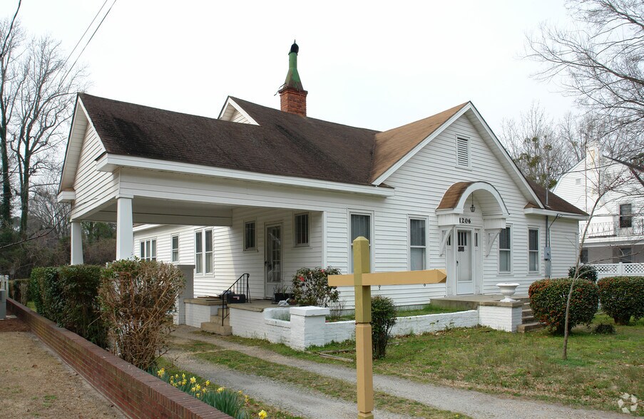 More Photos Of 1206 E Ash St, Goldsboro Loft Creative Space For Lease