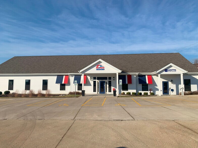 Primary Photo Of 900 36th Ave, Moline Office For Lease