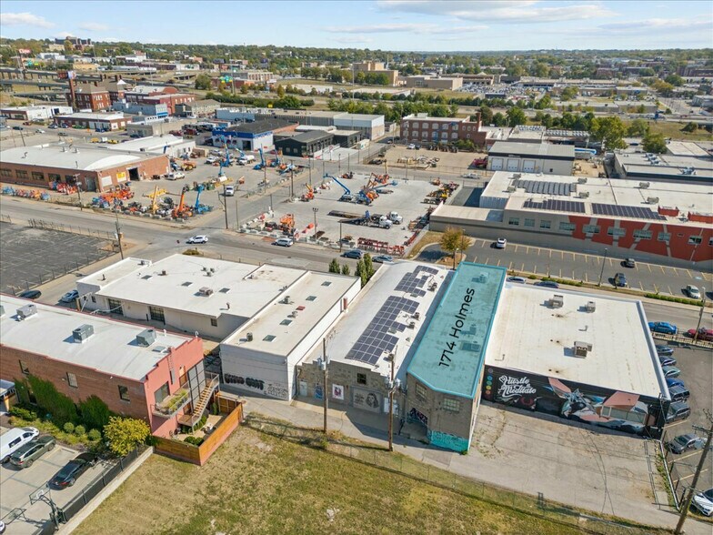 More Photos Of 1714 Holmes St, Kansas City Office For Lease