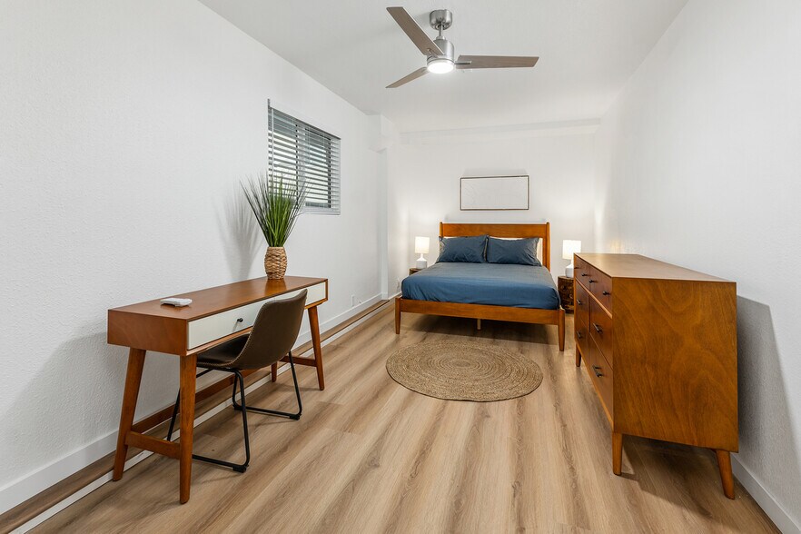 More Photos Of 813 Isthmus Ct, San Diego Apartments For Sale