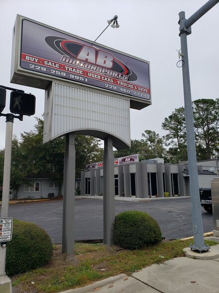 More Photos Of 1201 N Ashley St, Valdosta Auto Repair For Sale