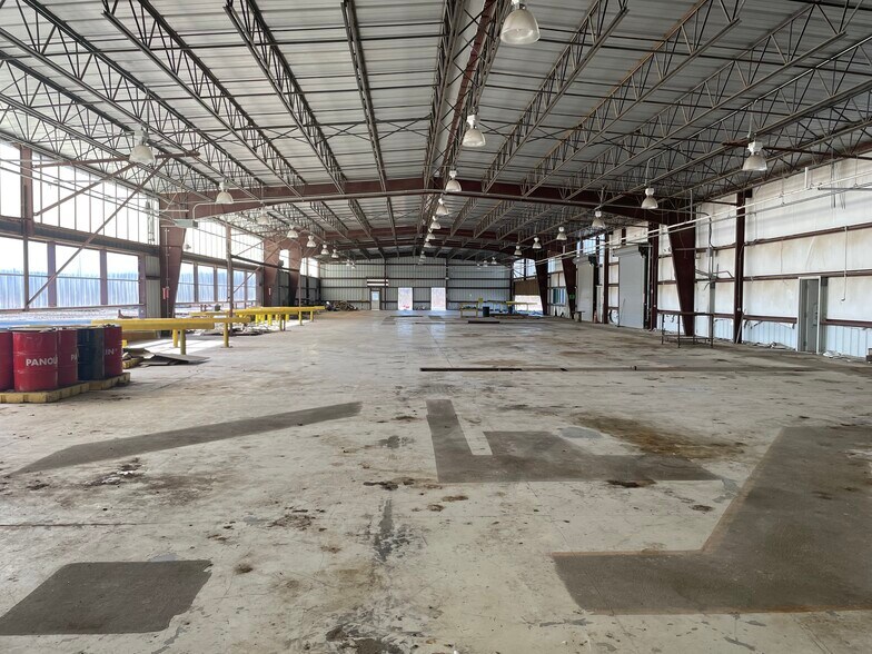 More Photos Of 6340 Highway 5, Thomasville Warehouse For Sale