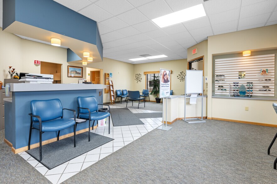 More Photos Of 845 Water Ave, Hillsboro Office For Sale