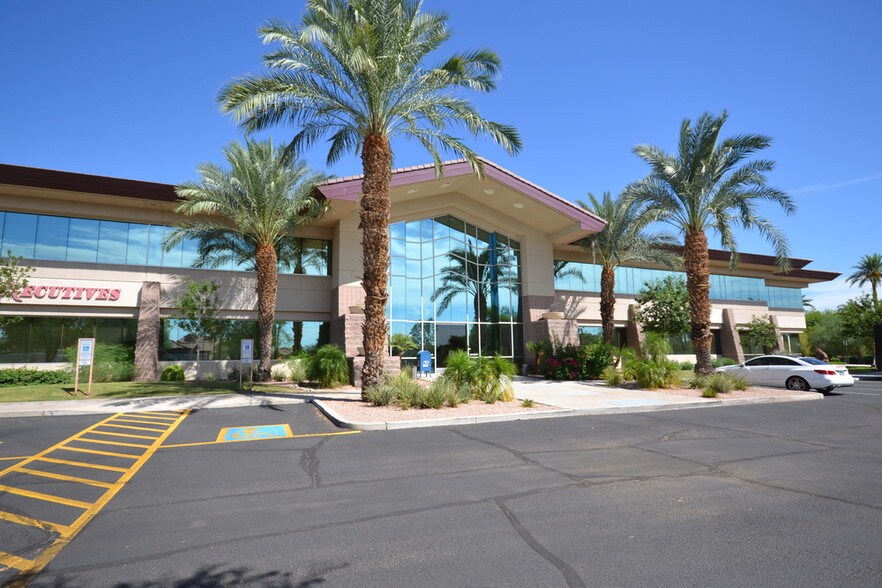 More Photos Of 3930 E Ray Rd, Phoenix Coworking Space