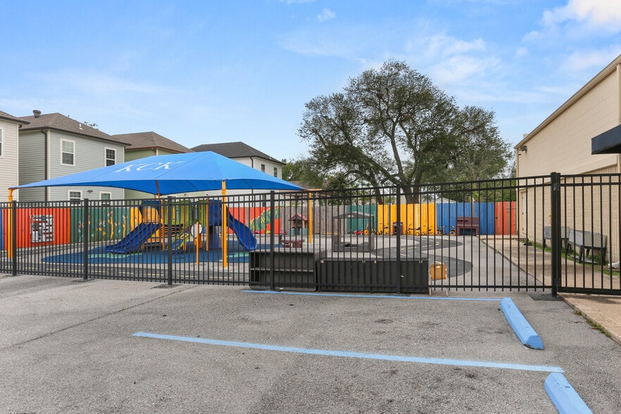 More Photos Of 321 S Dorgenois St, New Orleans Schools For Sale