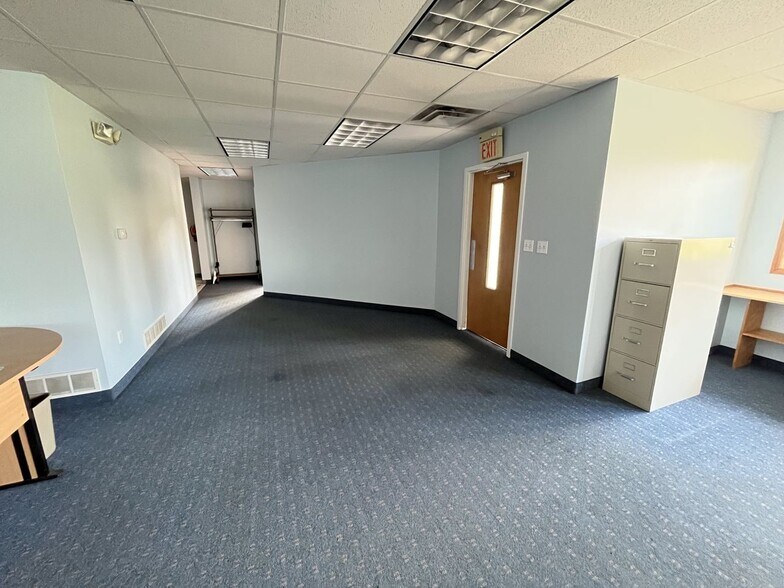 More Photos Of 2100 17 Mile Rd, Kent City Warehouse For Sale