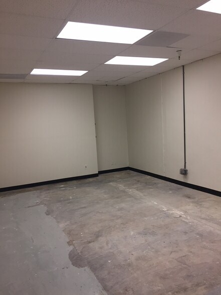 More Photos Of 1181 N 4th St, San Jose Light Manufacturing For Lease