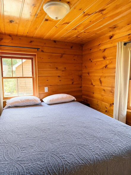 More Photos Of W17461 Norton Rd, Gould City Hotel For Sale
