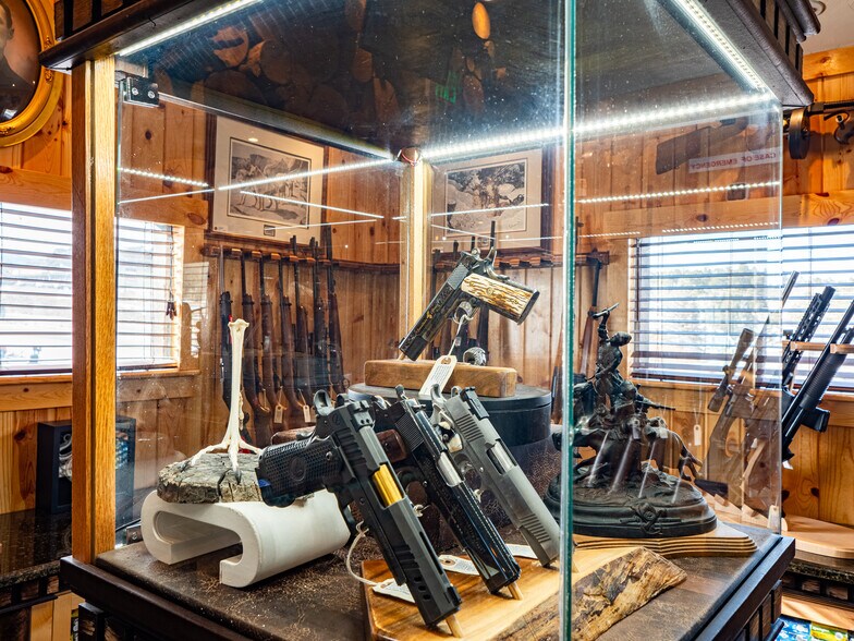 More Photos Of 26001 Main St, Conifer Freestanding For Lease