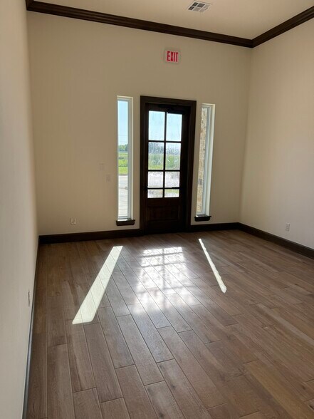 More Photos Of 2931 Adams Rd, Norman Office For Lease