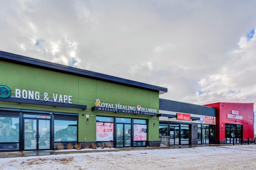 More Photos Of 3739 8 Ave SW, Edmonton Storefront For Sale
