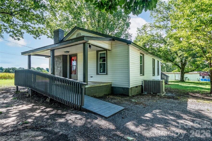 More Photos Of , Statesville Specialty For Sale