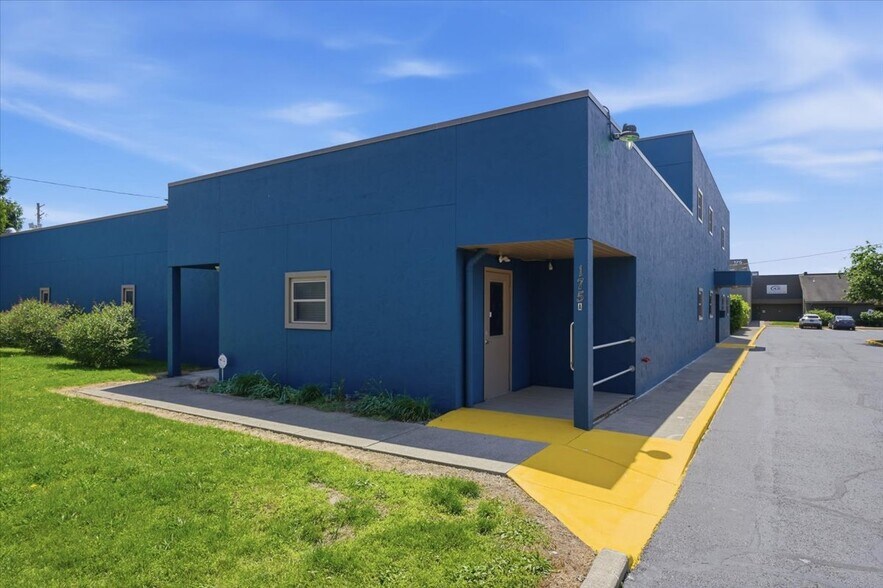 More Photos Of 175 E Broadway Ave, Westerville Office For Lease
