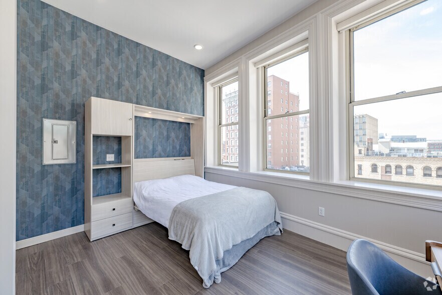 More Photos Of 82-90 Weybosset St, Providence Apartments For Lease