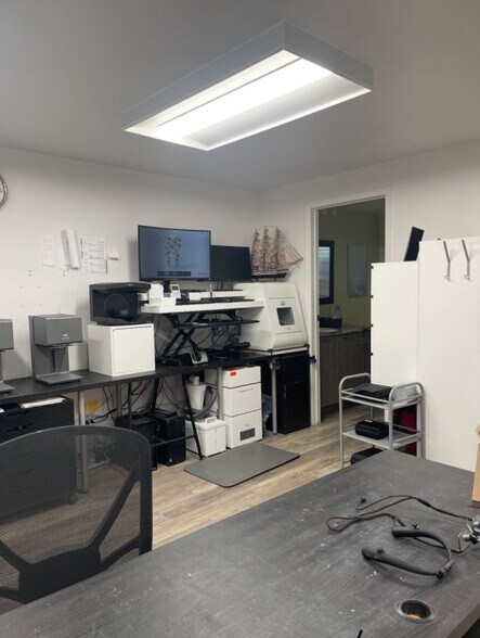 More Photos Of 106 Blvd 5E, Terrasse-vaudreuil Office For Lease