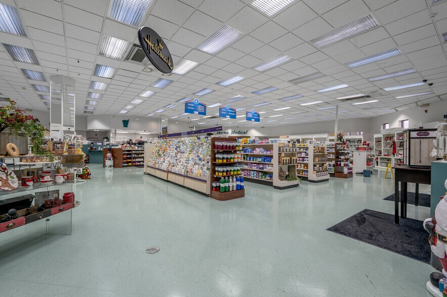 More Photos Of , Greenup General Retail For Sale