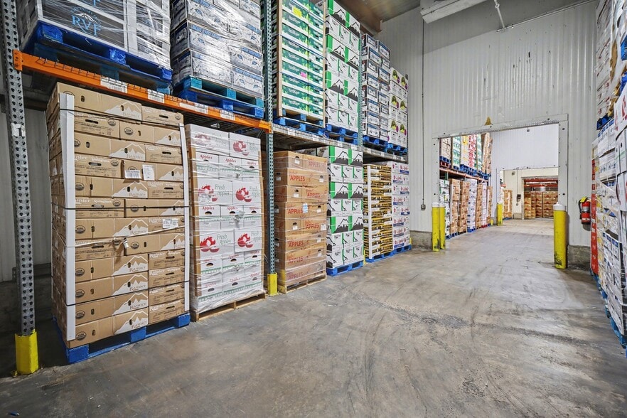 More Photos Of 10810 Withers Cove Park Dr, Charlotte Warehouse For Lease