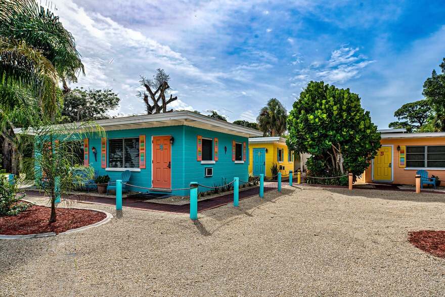 More Photos Of 1900 Manasota Beach Rd, Englewood Apartments For Sale