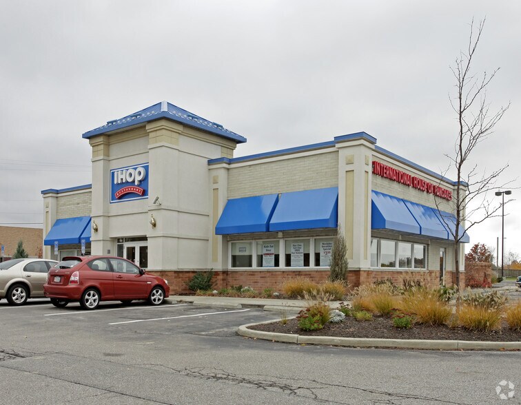 More Photos Of 1160 W River Rd N, Elyria Restaurant For Lease