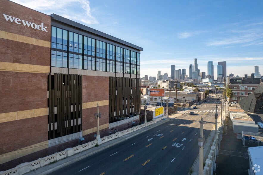 More Photos Of 1003 E 4th Pl, Los Angeles Office For Lease