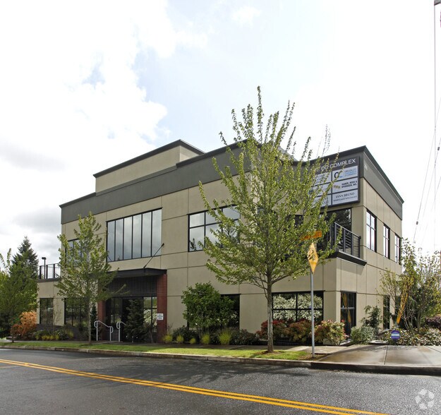 More Photos Of 2895 Beavercreek Rd, Oregon City Office For Lease