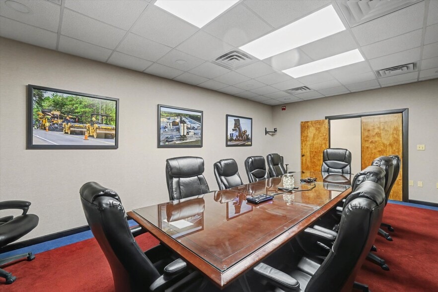 More Photos Of 3660 Hartsfield Rd, Tallahassee Office For Sale