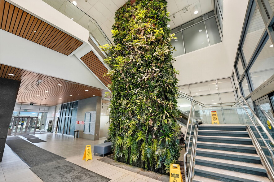 More Photos Of 3075 Hospital Gate, Oakville Medical For Sale