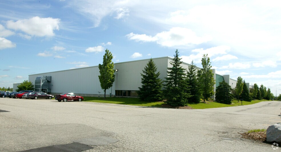 More Photos Of 5079 33rd St SE, Grand Rapids Warehouse For Lease