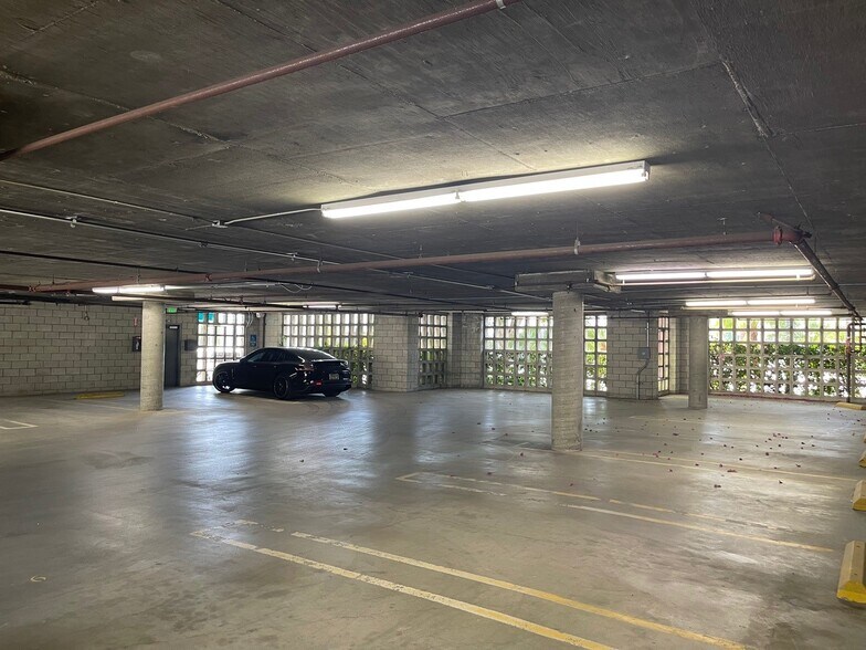 More Photos Of 2717 W Olive Ave, Burbank Office For Lease