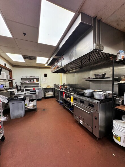 More Photos Of 1617 W Polk Ave, Pharr Restaurant For Lease