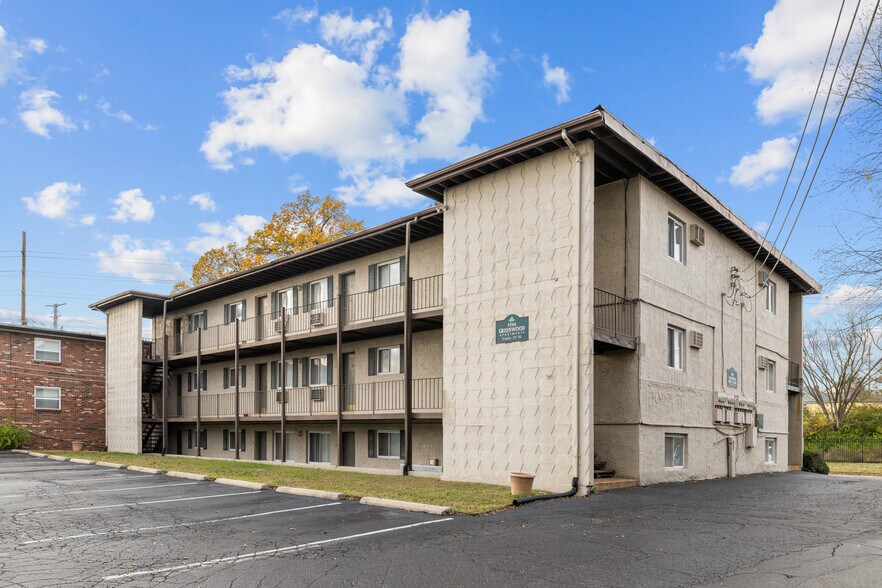 More Photos Of 3704 Greenwood Blvd, Maplewood Apartments For Sale