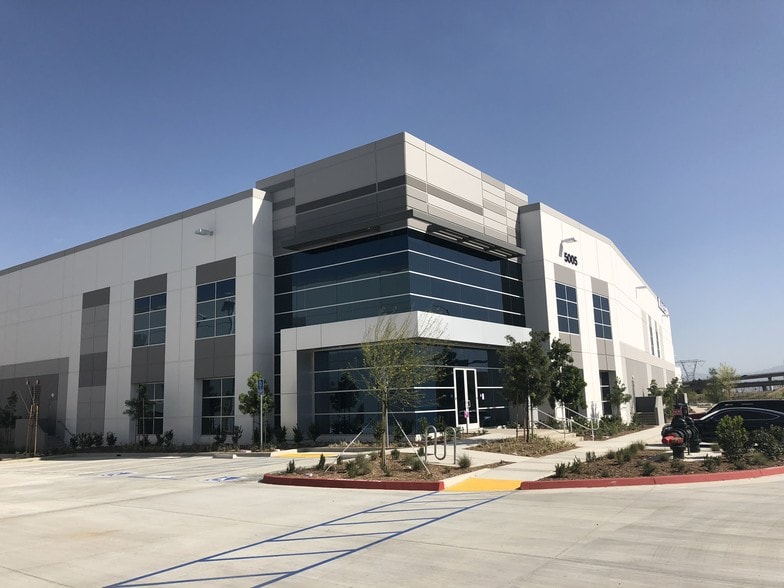 Primary Photo Of 5005 Ontario Mills Pky, Ontario Warehouse For Lease