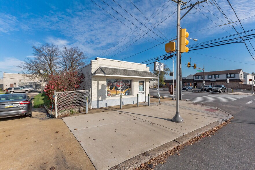 More Photos Of 4999 Linden Ave, Philadelphia General Retail For Sale