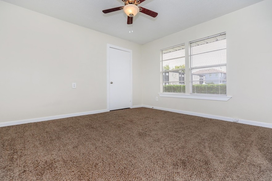 More Photos Of 5415 Scott St, Houston Apartments For Sale