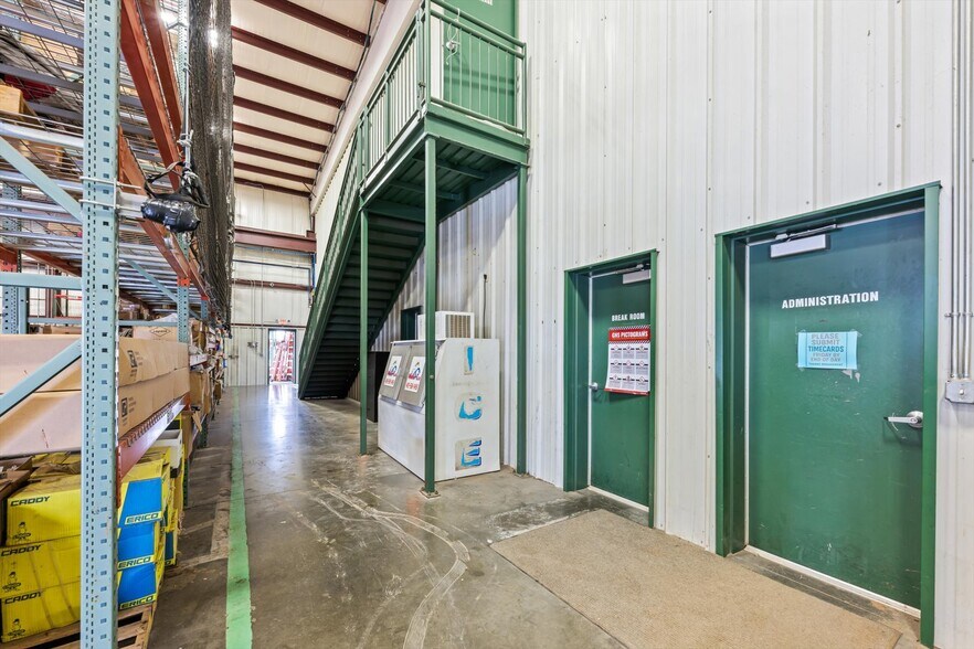 More Photos Of 12400 S Sunnylane Rd, Moore Manufacturing For Lease