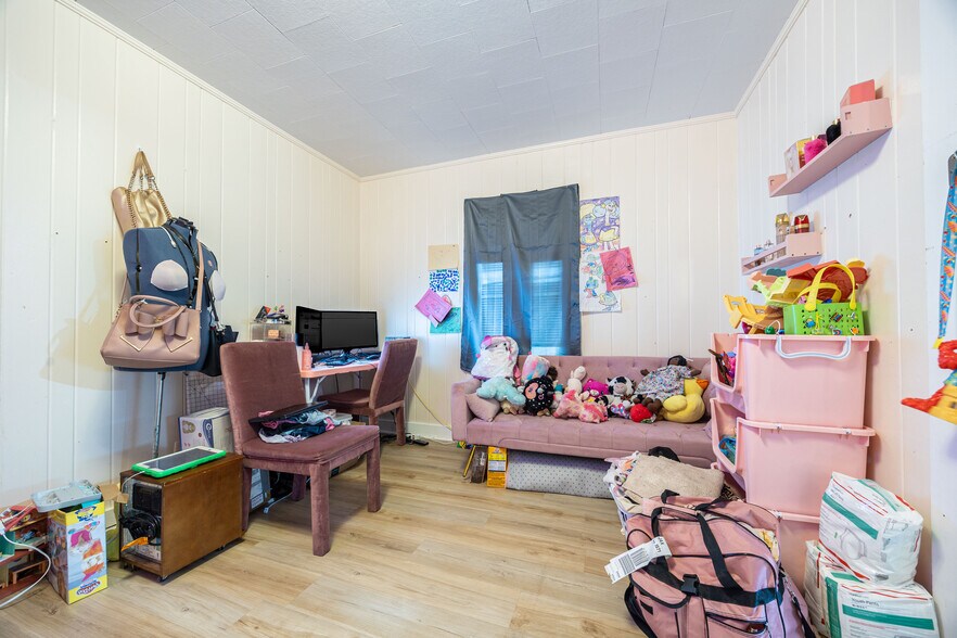 More Photos Of , Lake City Multifamily For Sale