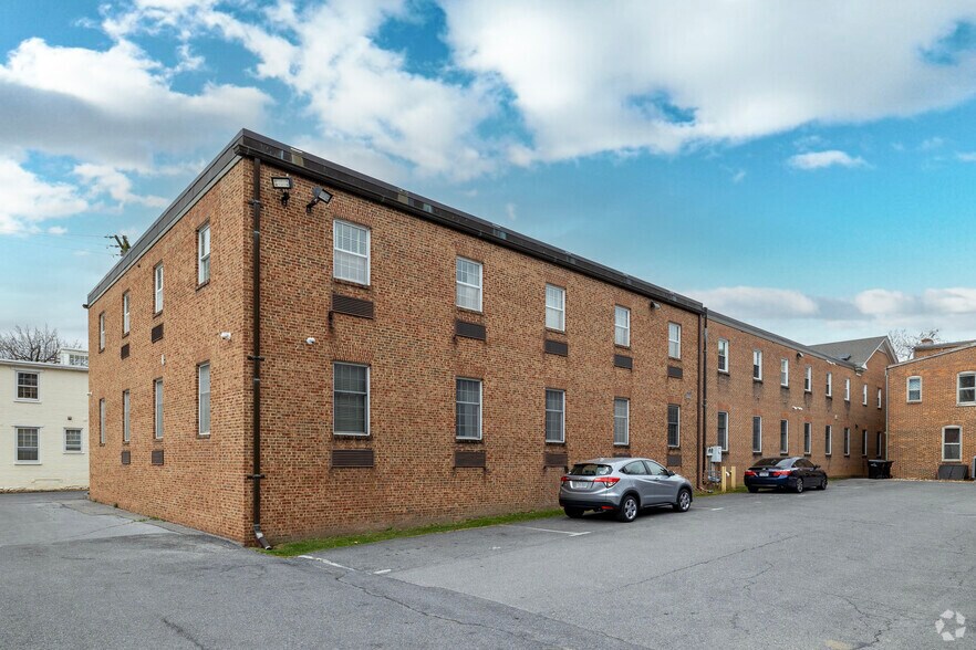More Photos Of 50 S Cameron St, Winchester Office For Lease