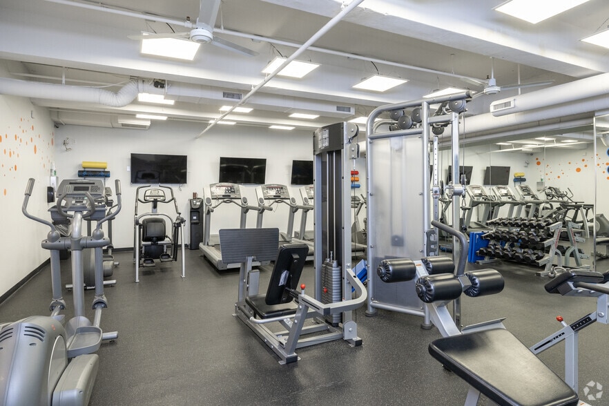 More Photos Of 3033 Excelsior Blvd, Minneapolis Medical For Lease