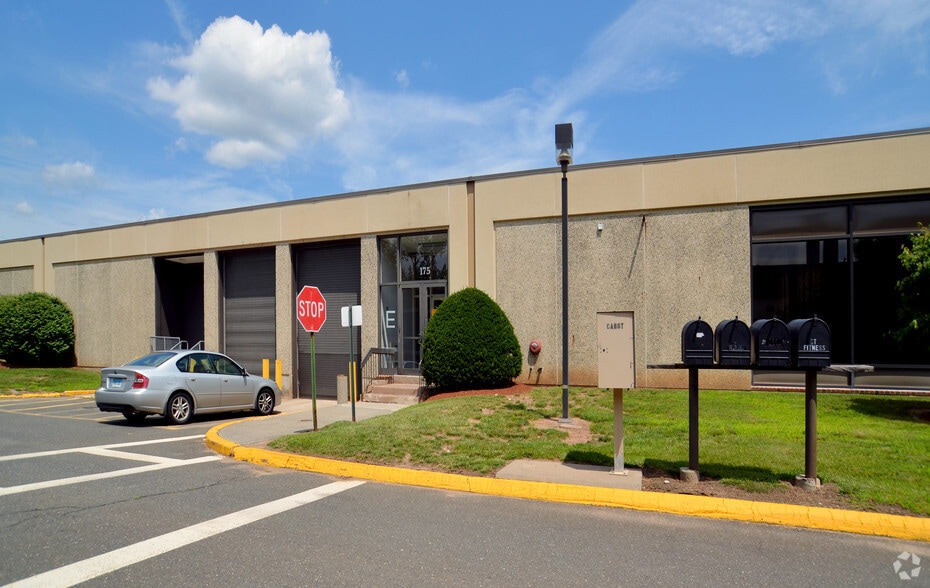 More Photos Of 175 Addison Rd, Windsor Flex For Lease