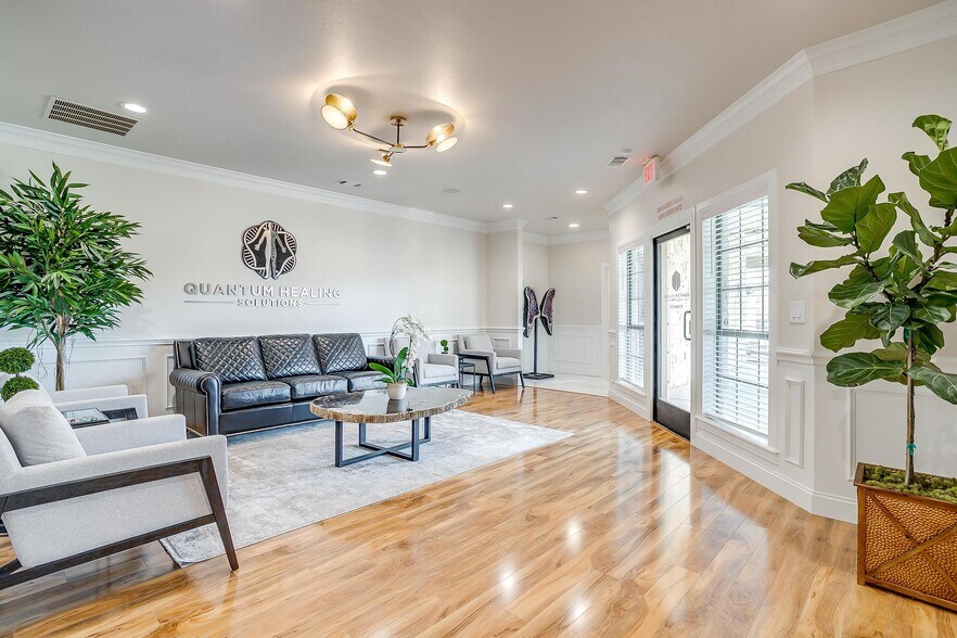 More Photos Of 924 Foster Ln, Weatherford Medical For Lease