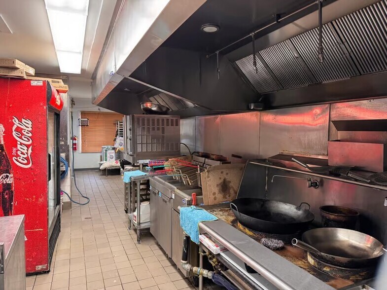 More Photos Of 600 E Bridge St, Redwood Falls Restaurant For Sale