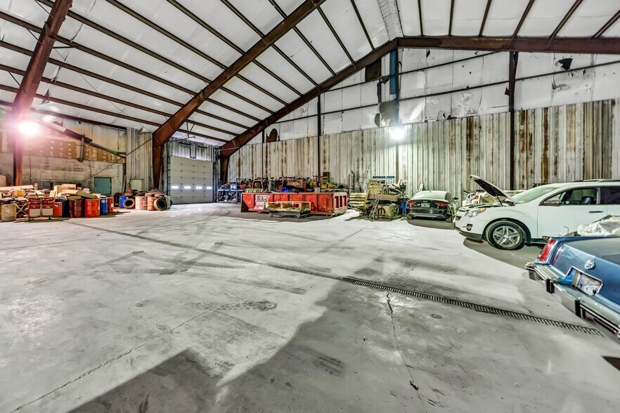 More Photos Of 3160 Union Rd, Cheektowaga Auto Repair For Sale