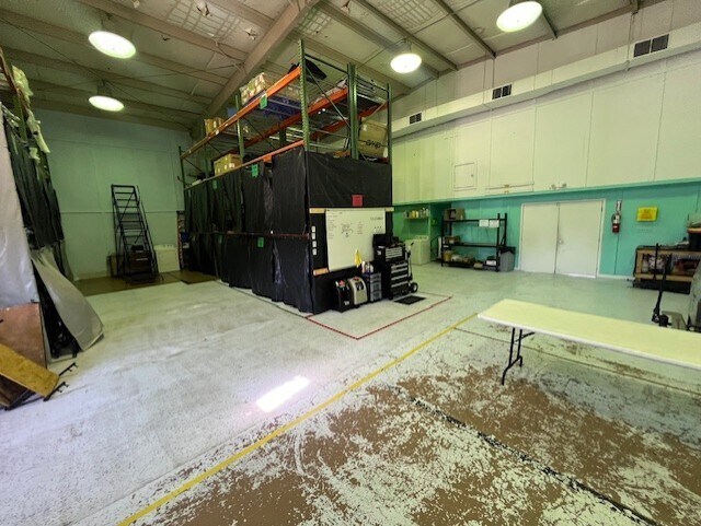More Photos Of 1225 5th Ave SE, Decatur Warehouse For Sale