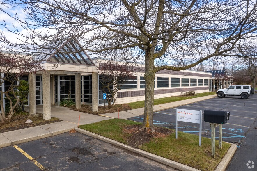 Primary Photo Of 3230 Broadmoor Ave SE, Grand Rapids Office For Sale