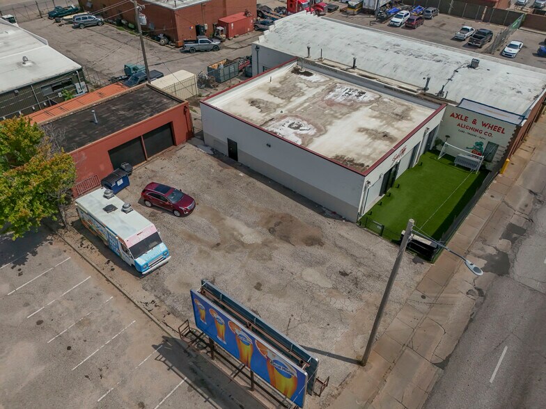 More Photos Of 130 N Washington Ave, Wichita General Retail For Sale